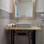 Casa Meta Mito *